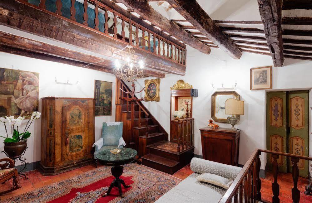 B&B La Residenza Del Poeta Montesicuro 外观 照片