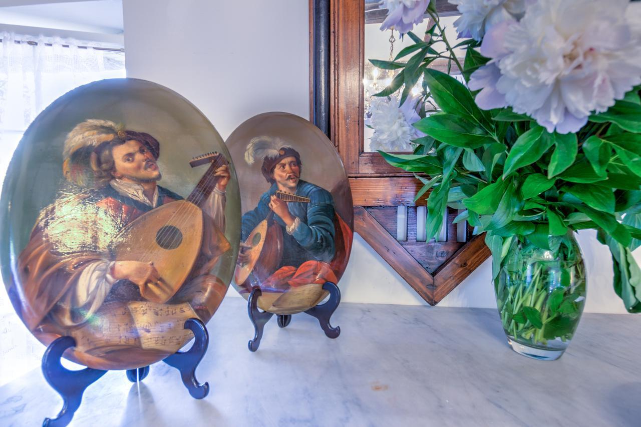 B&B La Residenza Del Poeta Montesicuro 外观 照片