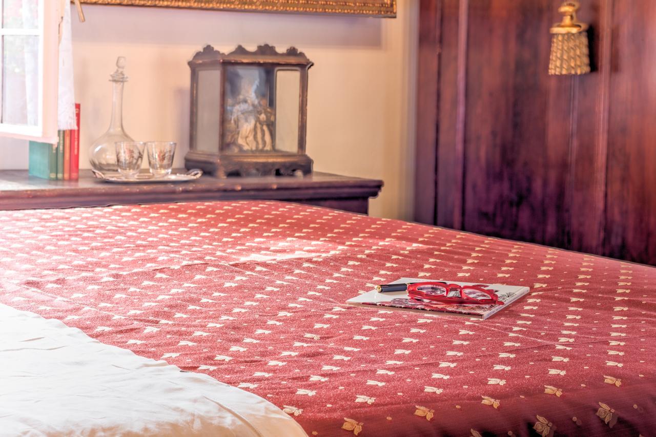 B&B La Residenza Del Poeta Montesicuro 外观 照片
