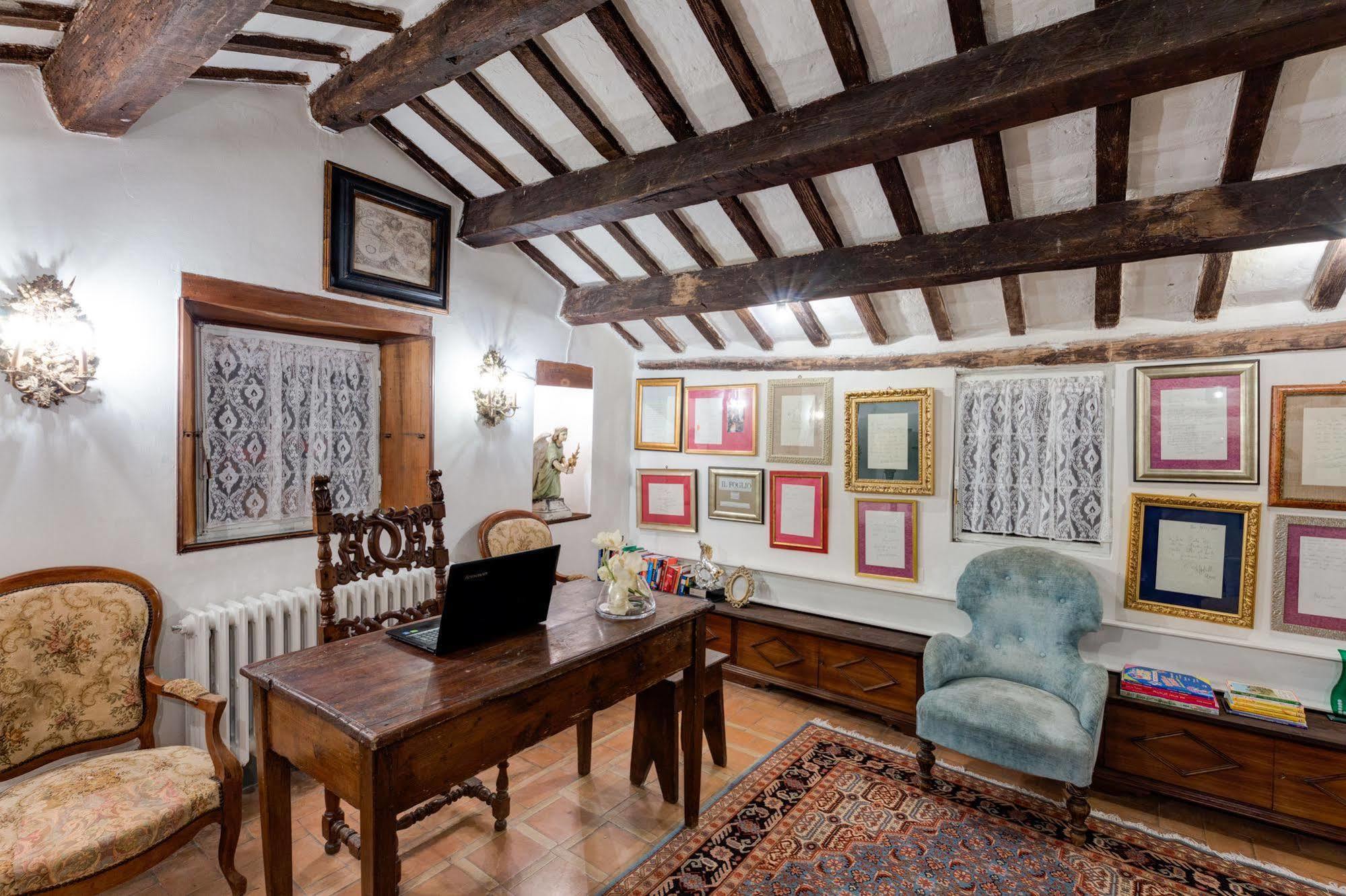 B&B La Residenza Del Poeta Montesicuro 外观 照片